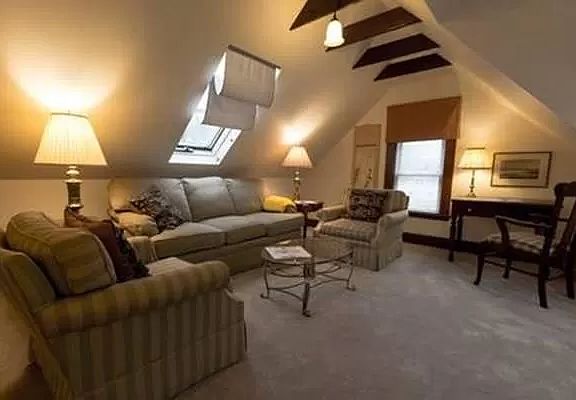 Furnished LV RM