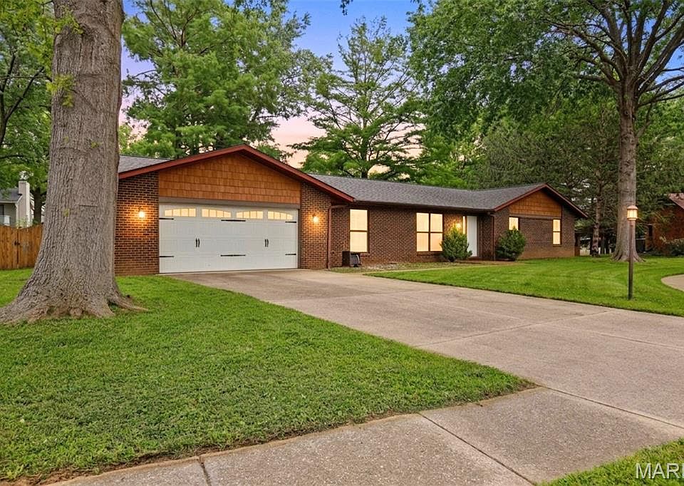 1st image of 104 Nicole Ct