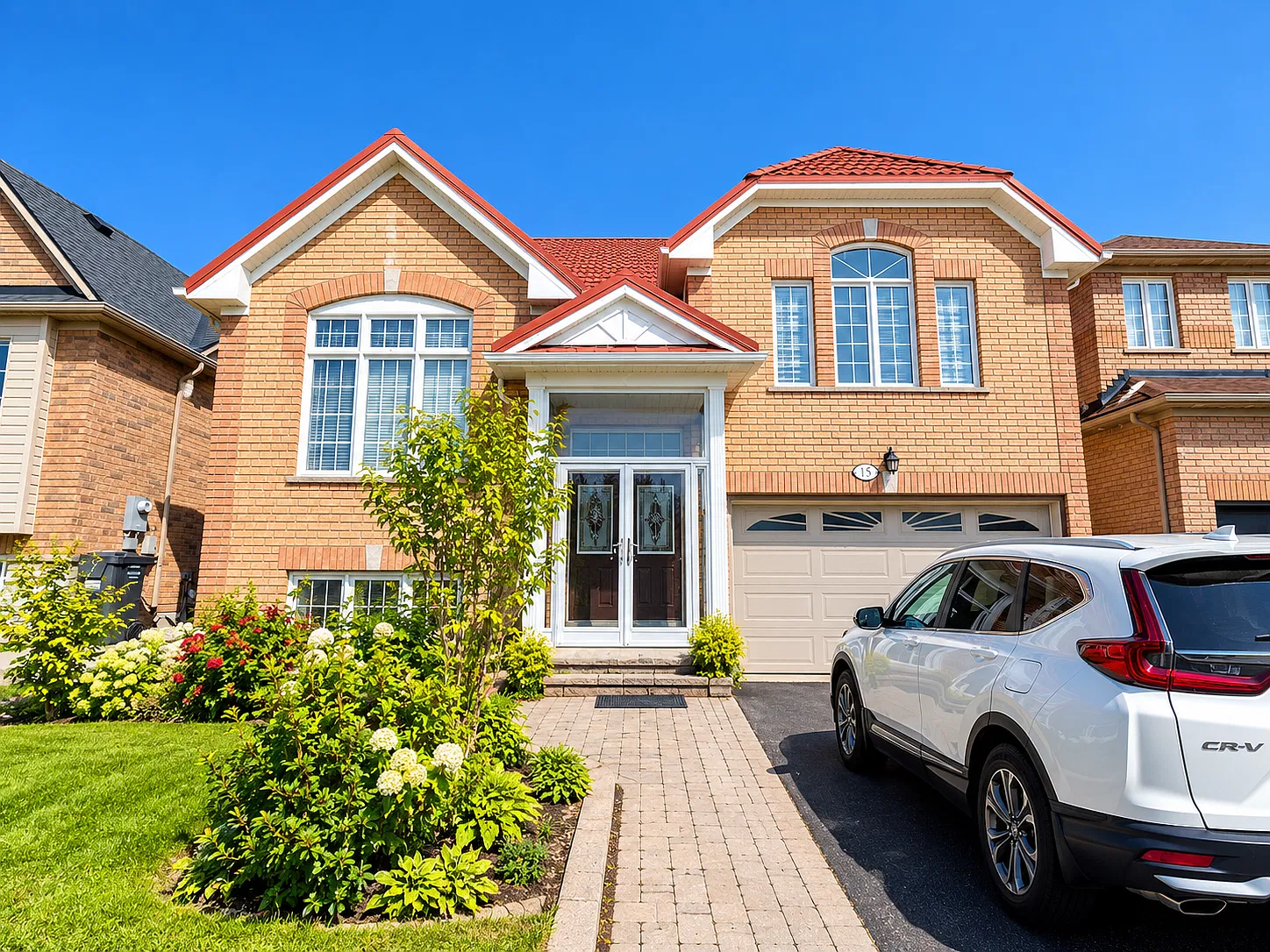4 bed, 2500 sqft, $3,099 — Photo 1