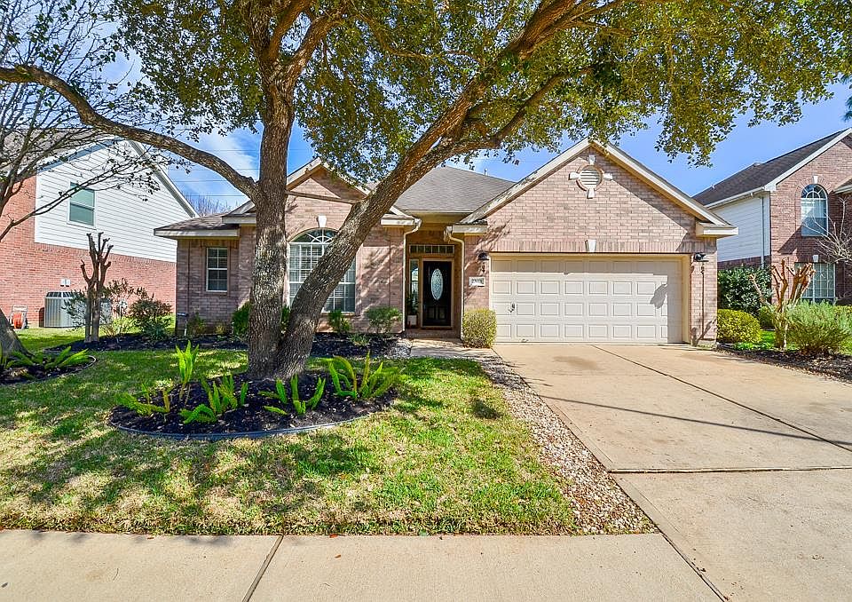 1st image of 23618 Hawkins Creek Ct