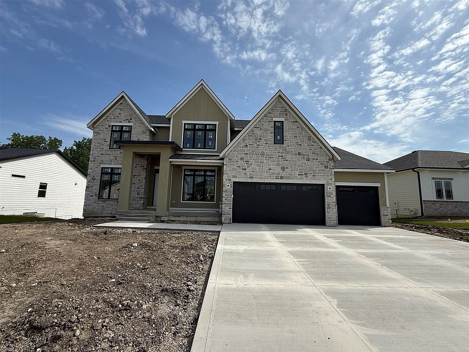 1st image of 930 Harrington Way