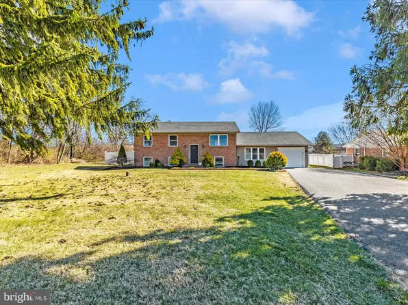 8241 Old Hagerstown Rd, Middletown, MD 21769