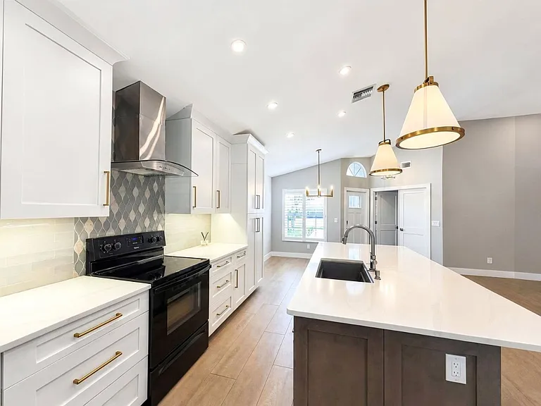 20822 Country Barn Dr — Photo 11