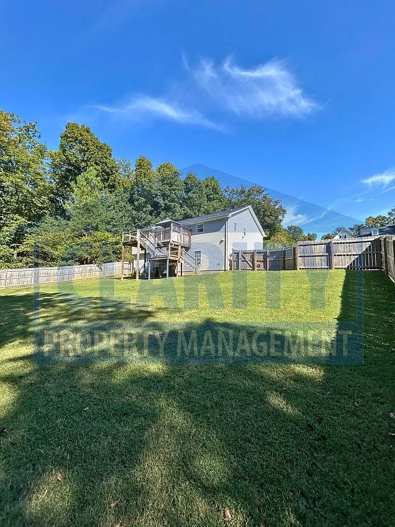 Beautiful 3-bedroom home in a quiet neighborhood! — Photo 4