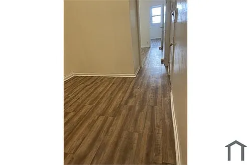 158 Willow St #1B Photo 1