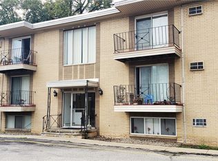 5378 Lee Rd APT 303, Maple Heights, OH 44137