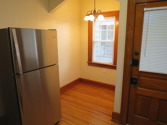 5th image of 2813 Indianola Ave
