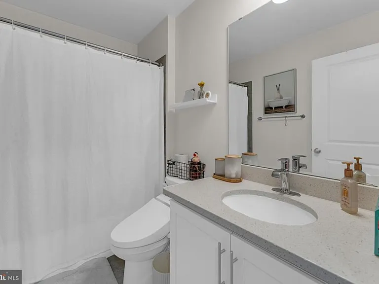 8805 Mimosa Ave #1 — Photo 12