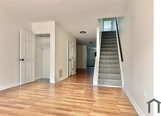 1717 Lorman St — Photo 1