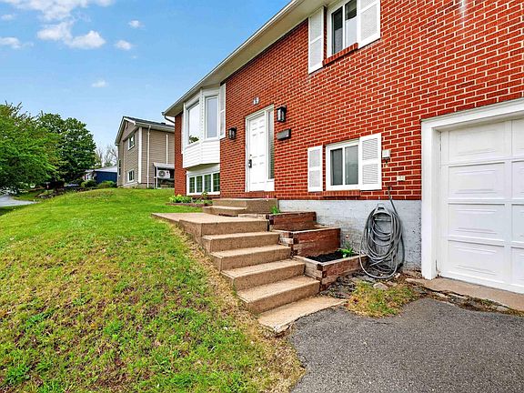 3rd image of 49 Gourok Ave