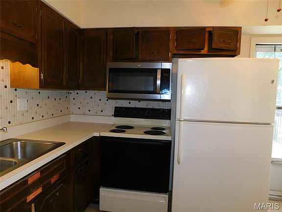 4th image of 1678 Blue Ridge Dr APT F