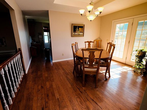 Formal Dining