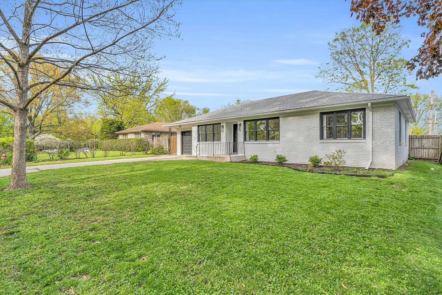 1710 Park Haven Dr photo 1