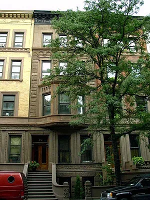 Sold by Citi Habitats | media 9