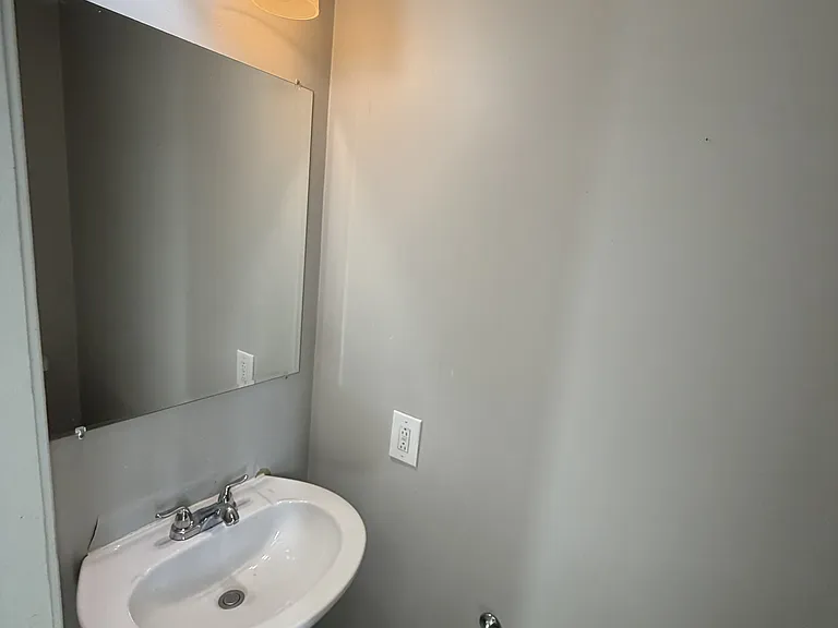 3409 Minor Dr — Photo 20
