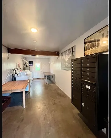 Mesa Apartments — Photo 29