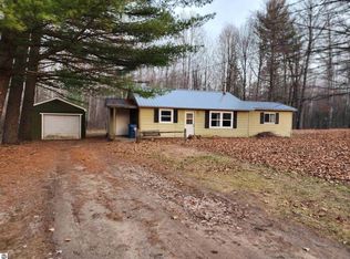 2262 N Melita Rd, Sterling, MI 48659