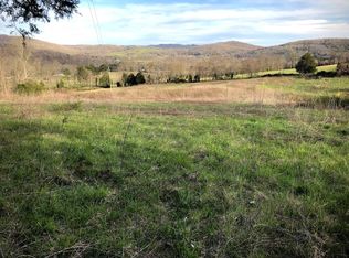 Crab Mountain Rd, Jamestown, TN 38556