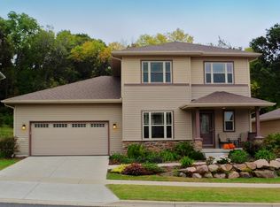 8916 White Coral Way, Middleton, WI 53562