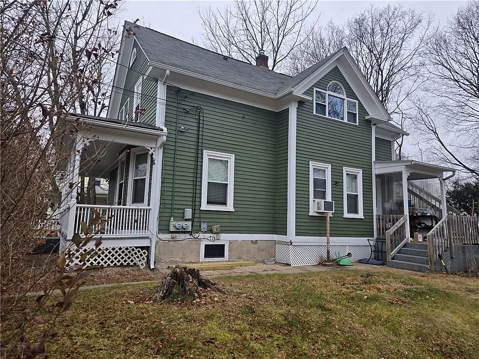 1st image of 25 Andrews Ave Unit 2