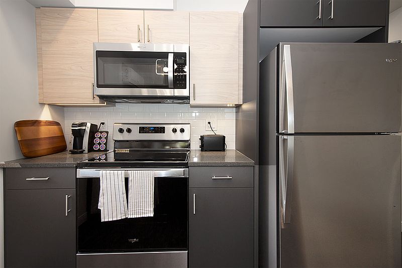 Winnipeg Apartment for rent - 4 Bedrooms — photo 2