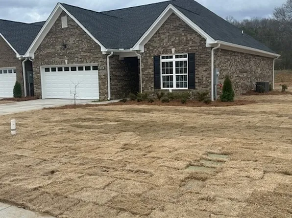 114 Freedoms Way, Calhoun, GA 30701