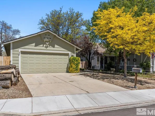 2090 Burnside Dr, Sparks, NV 89434