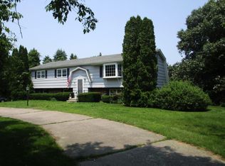 6 Shore Rd, Westerly, RI 02891