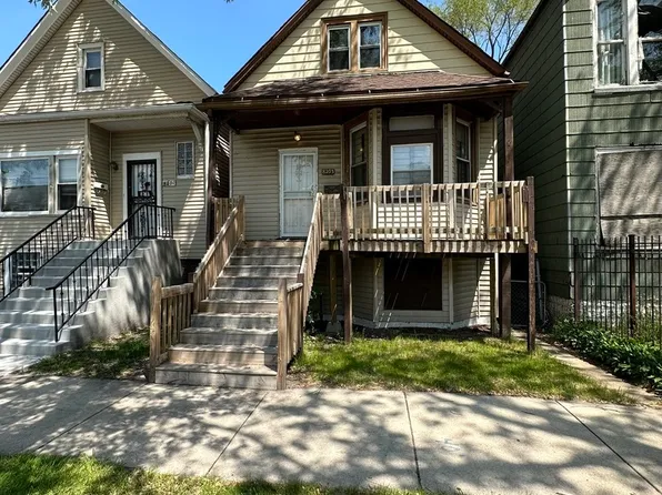 8203 S South Shore Dr, Chicago, IL 60617