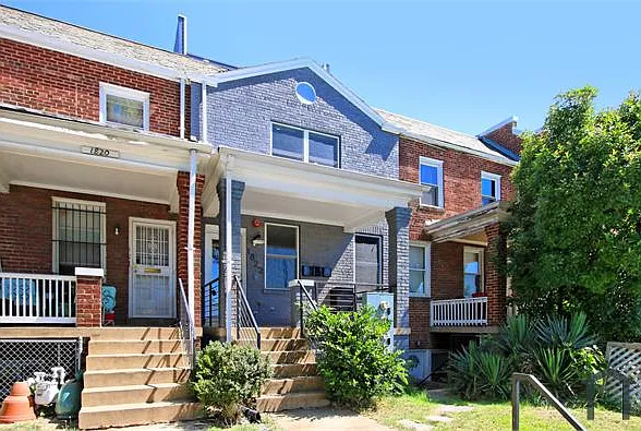 1822 C St NE #1 — Photo 2