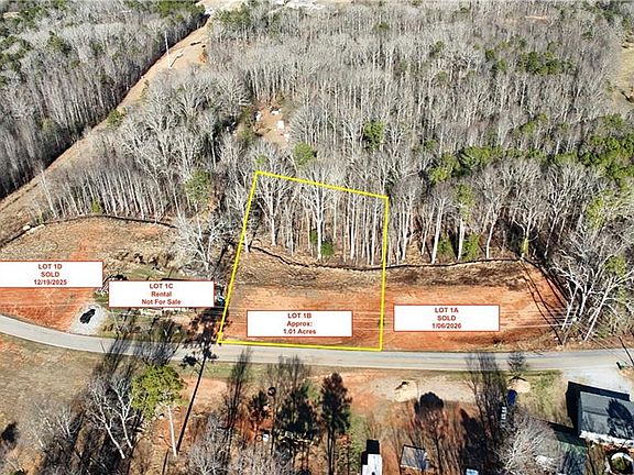 2nd image of 628 Robertson Loop Rd Tract 1B