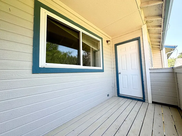 Susan Lane 4-plex — Photo 14