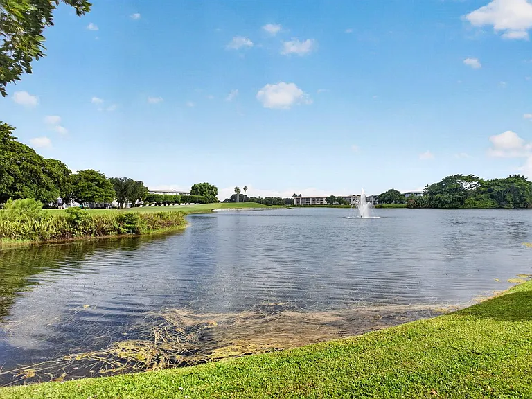 3205 Portofino Point #C2 — Photo 45