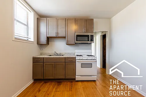 4810 W Armitage Ave #1R Photo 1