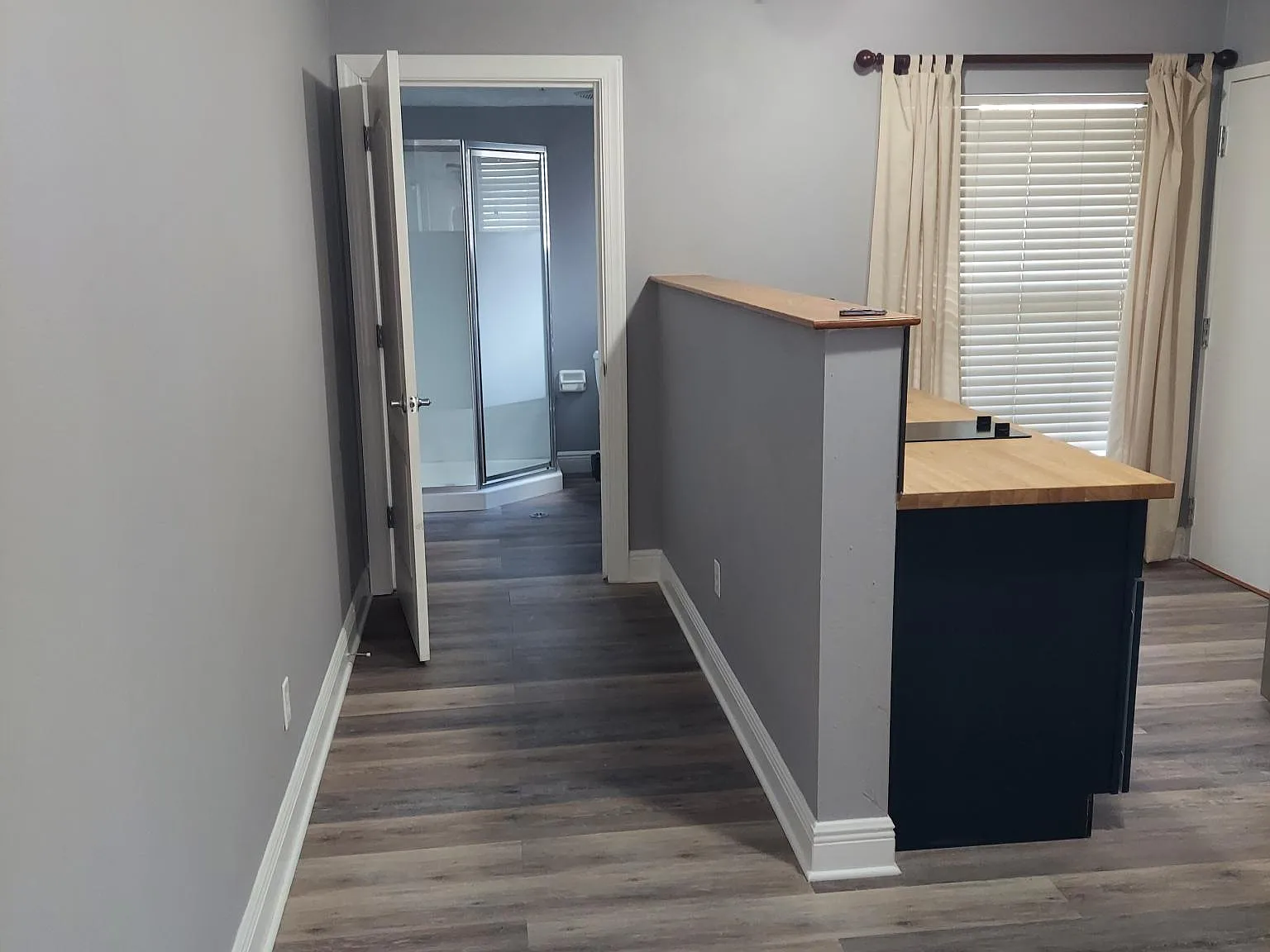 126 S Bumby Ave — Photo 4