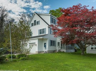9 1st St, York, ME 03909
