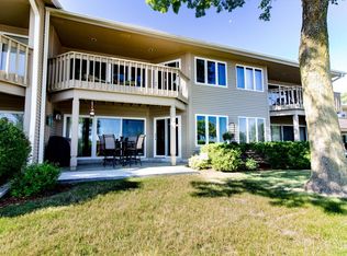 1726 Milwaukee St, Delafield, WI 53018