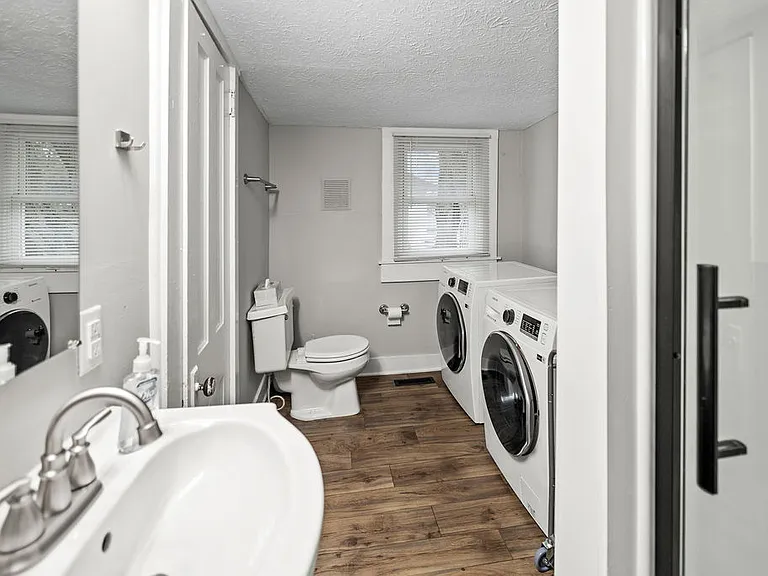 45 E Coshocton St #1 — Photo 10