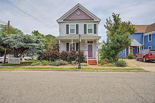 234 Washington St Photo 1