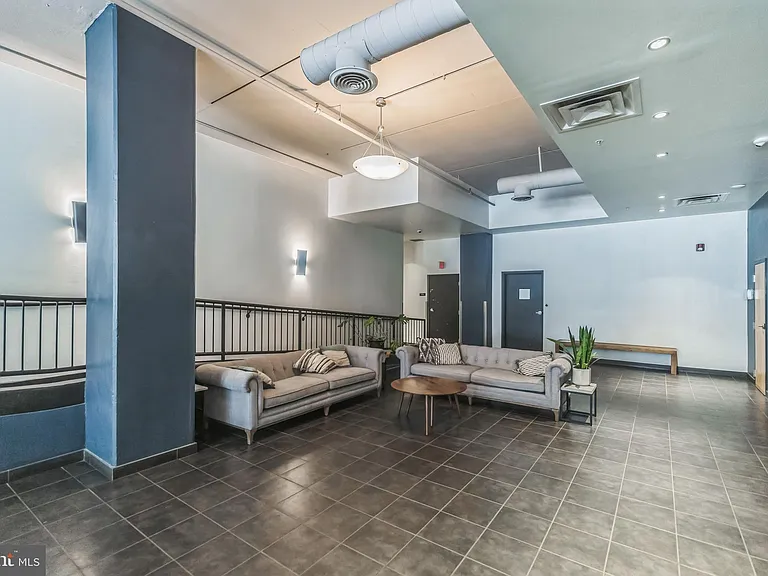 701 Lamont St NW #20 — Photo 4