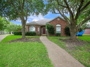 9300 Yellow Stone Rd, Woodway, TX 76712