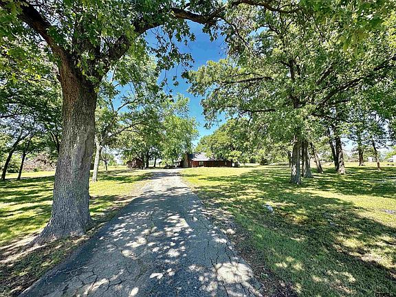 5th image of 2761 Farm Road 1537