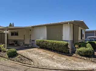 11544 SW Royal Villa Dr, Portland, OR 97224