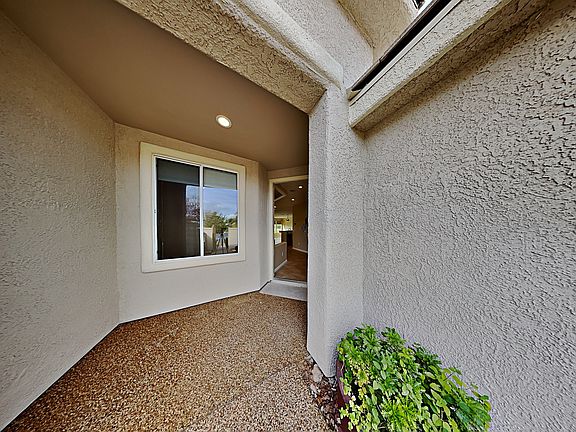 2nd image of 5139 Pensier St