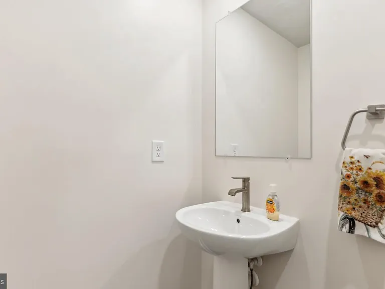 45455 Concord Way — Photo 13