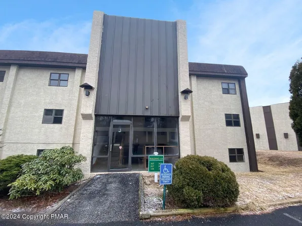 115 Foxfire Dr APT 307, Mount Pocono, PA 18344