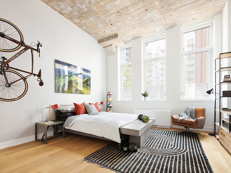 1st image of 4322 Queens St APT 322