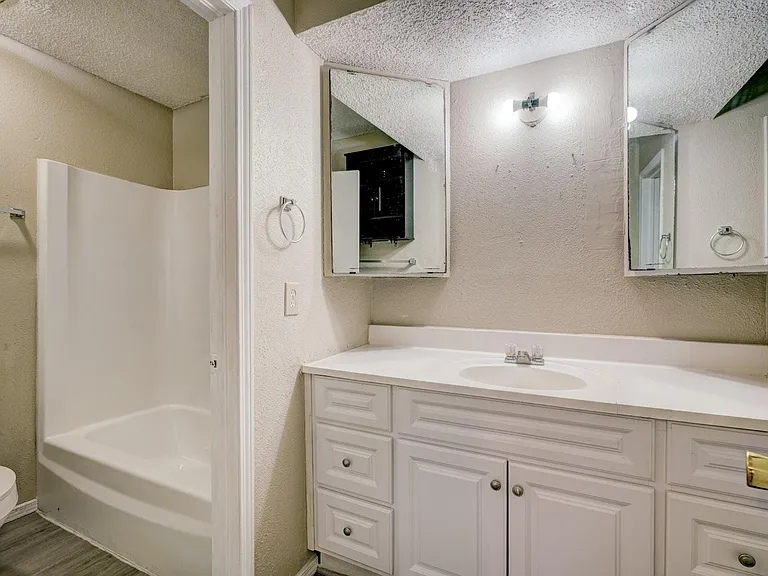 3807 Bradfred Dr — Photo 9