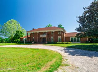 814 Chickakee Rd, Haleyville, AL 35565