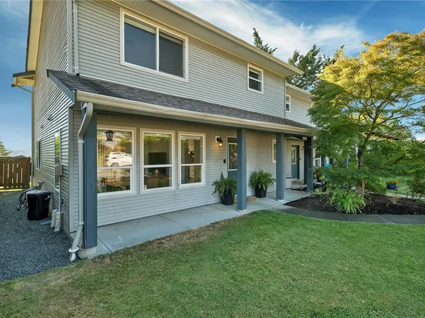 331 McLean St #A, Campbell River, BC V9W 2M7